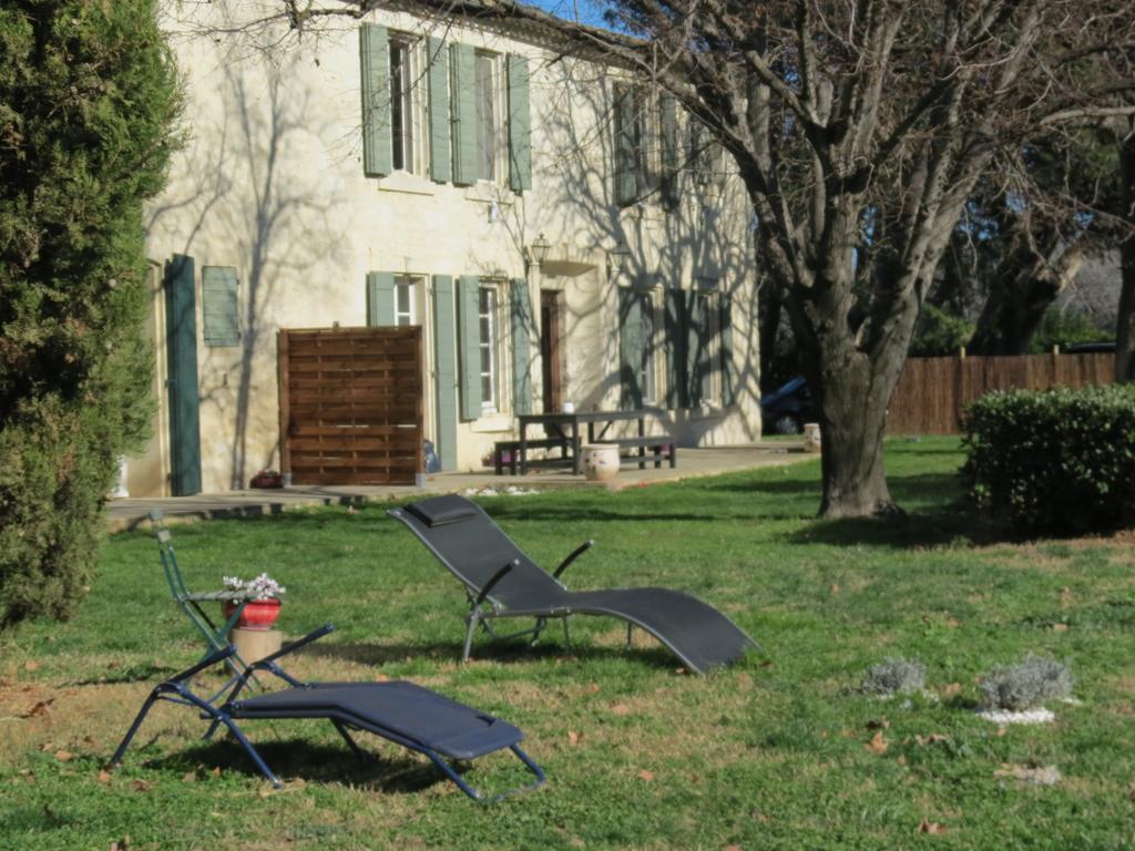 B&B Mas Les Lecques Beaucaire  Oda fotoğraf