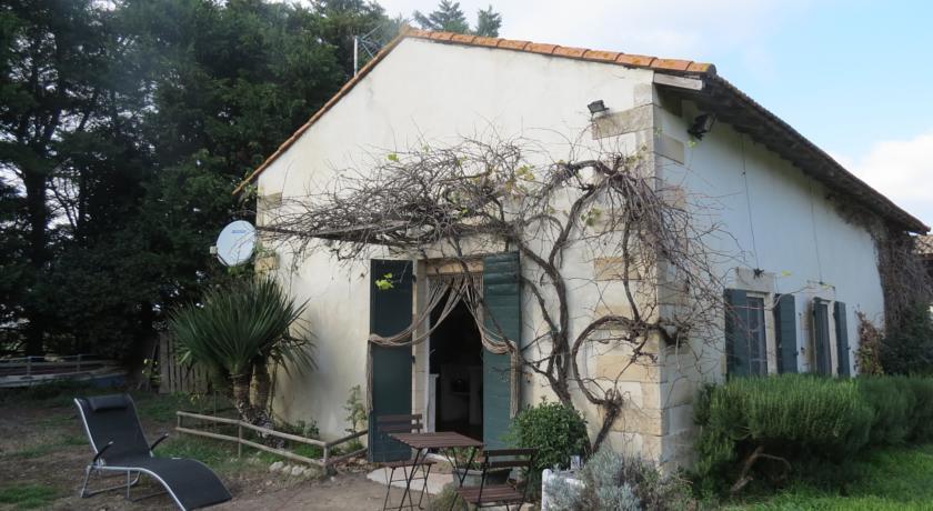 B&B Mas Les Lecques Beaucaire  Oda fotoğraf