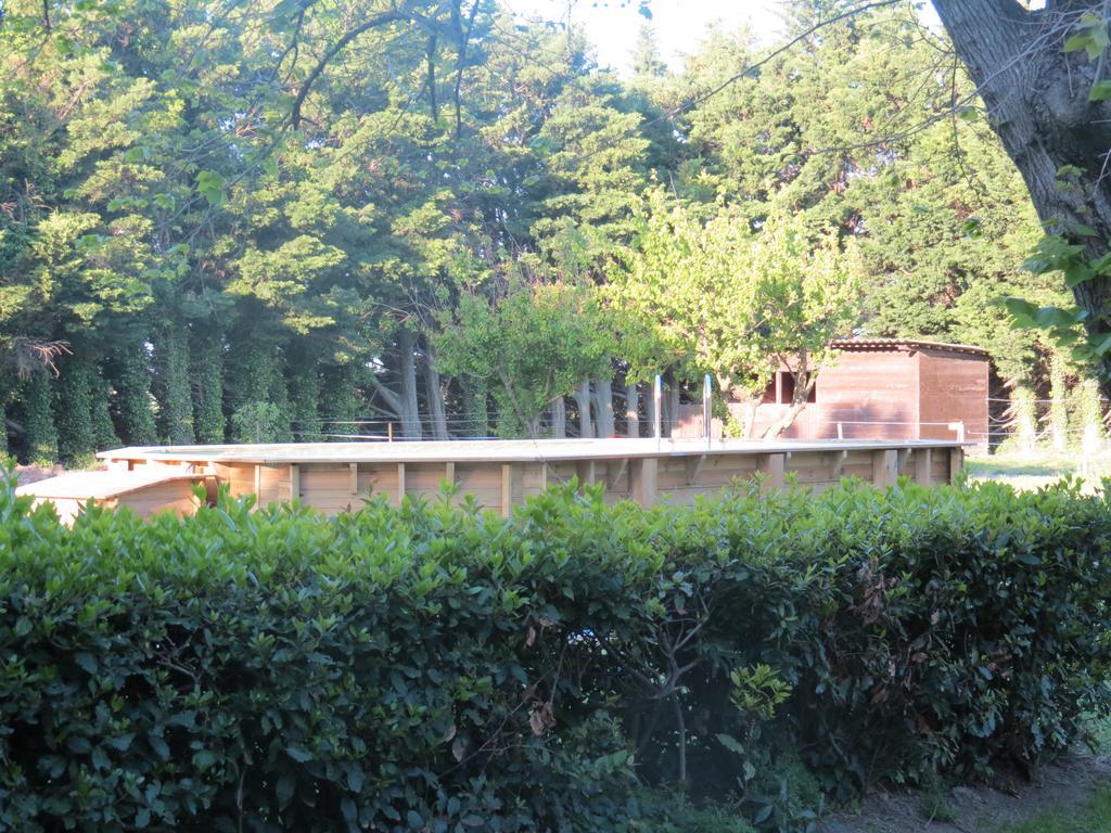 B&B Mas Les Lecques Beaucaire  Dış mekan fotoğraf